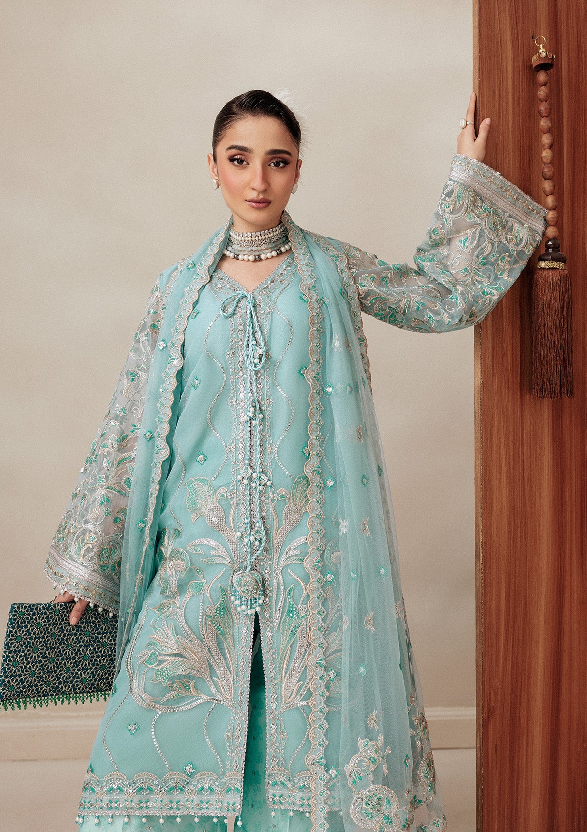 Aik Shaam - Look A2606