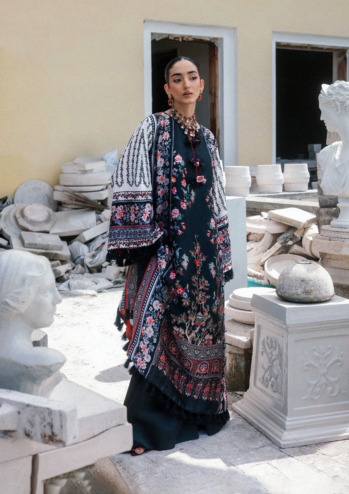 Lady Aik - Look B2602