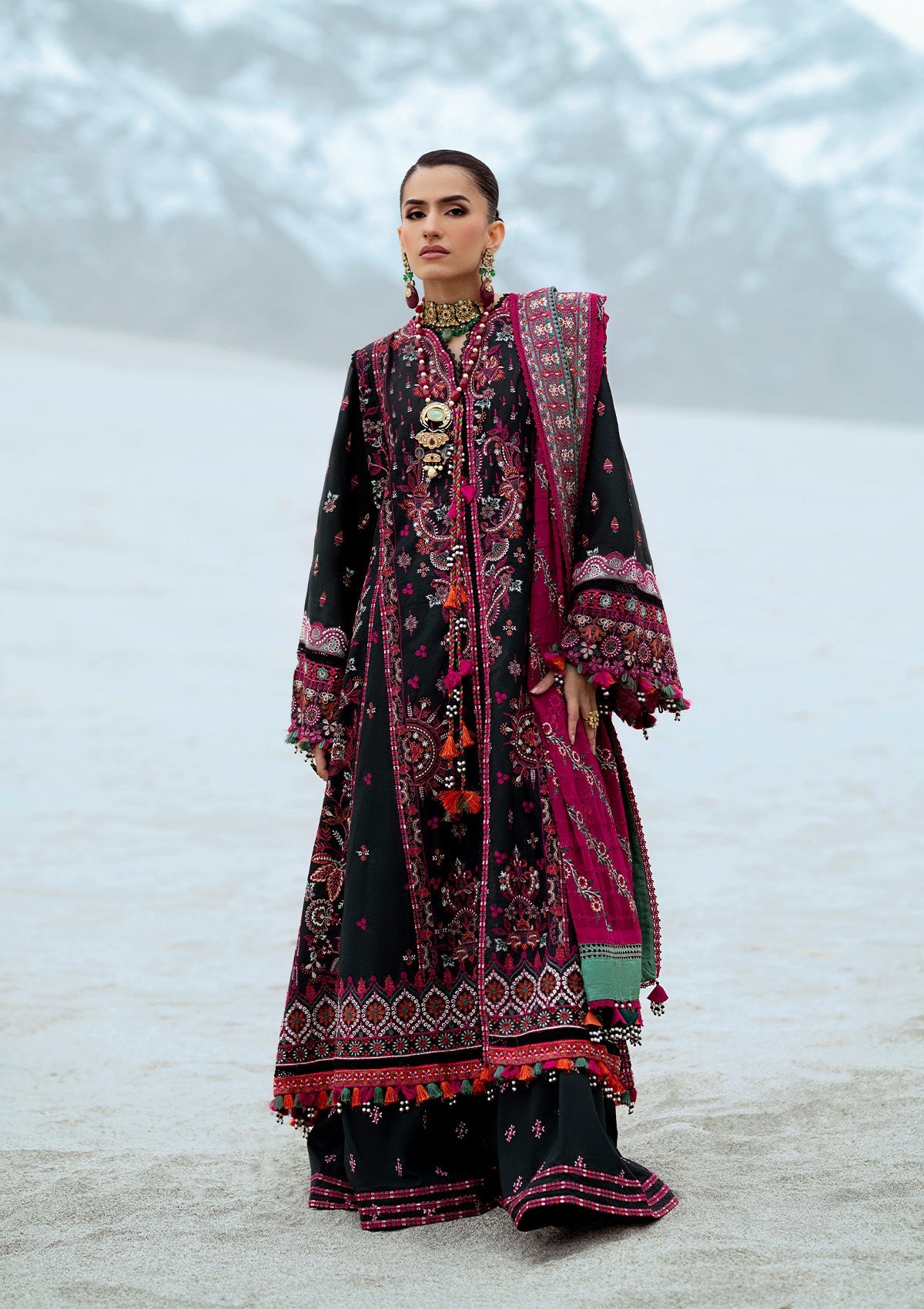 LAWN '25 VOL. 1 - LOOK 04