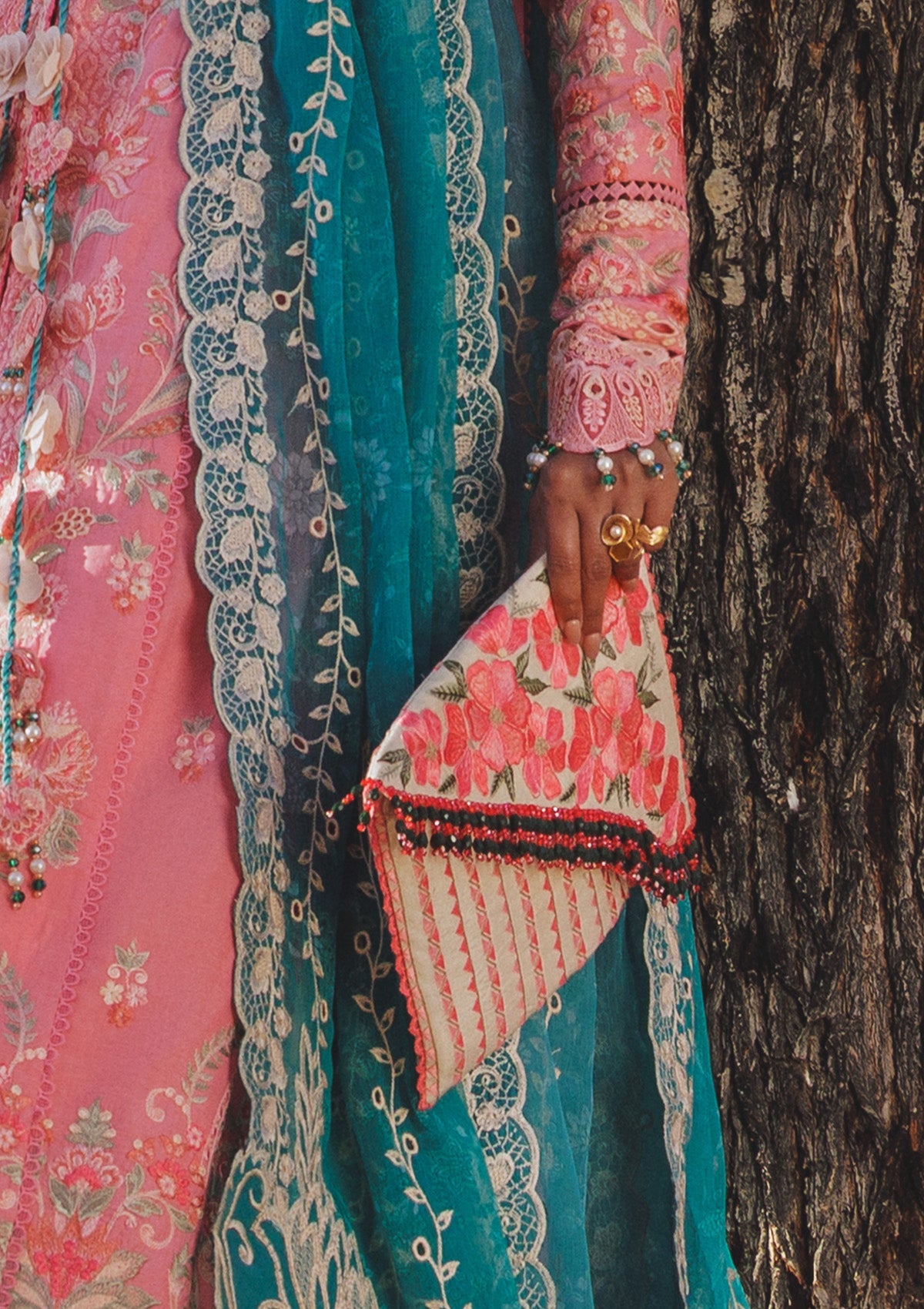 LAWN '26 - VOL. 1 - OFF WHITE SILK ENVELOP CLUTCH