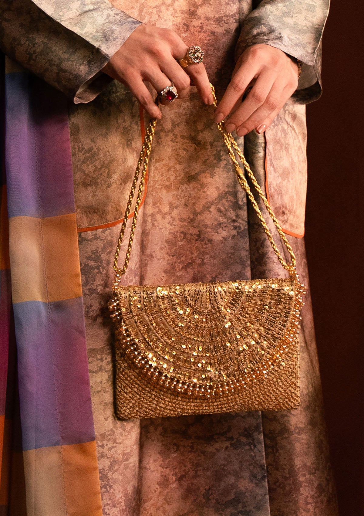 MISS AIK - RTW '25 D2 - GOLD SEQUIN ENVELOP BAG