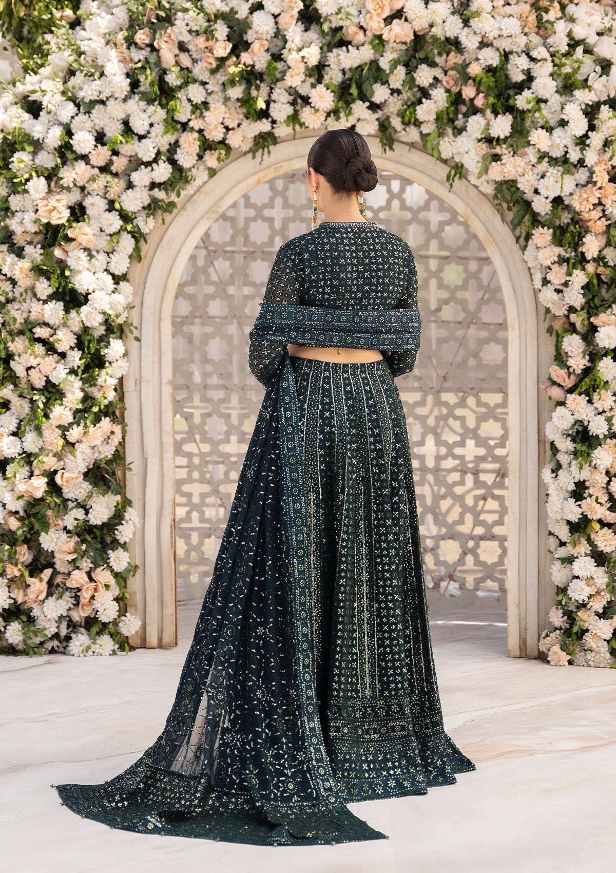 aik-atelier-unstitched-24-vol-01-look-01-5