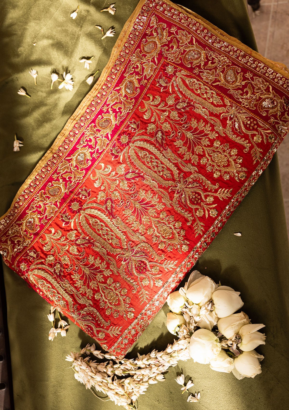 WEDDING FESTIVE ’26 VOL. 1 - CORAL MEDIUM SILK SHAWL