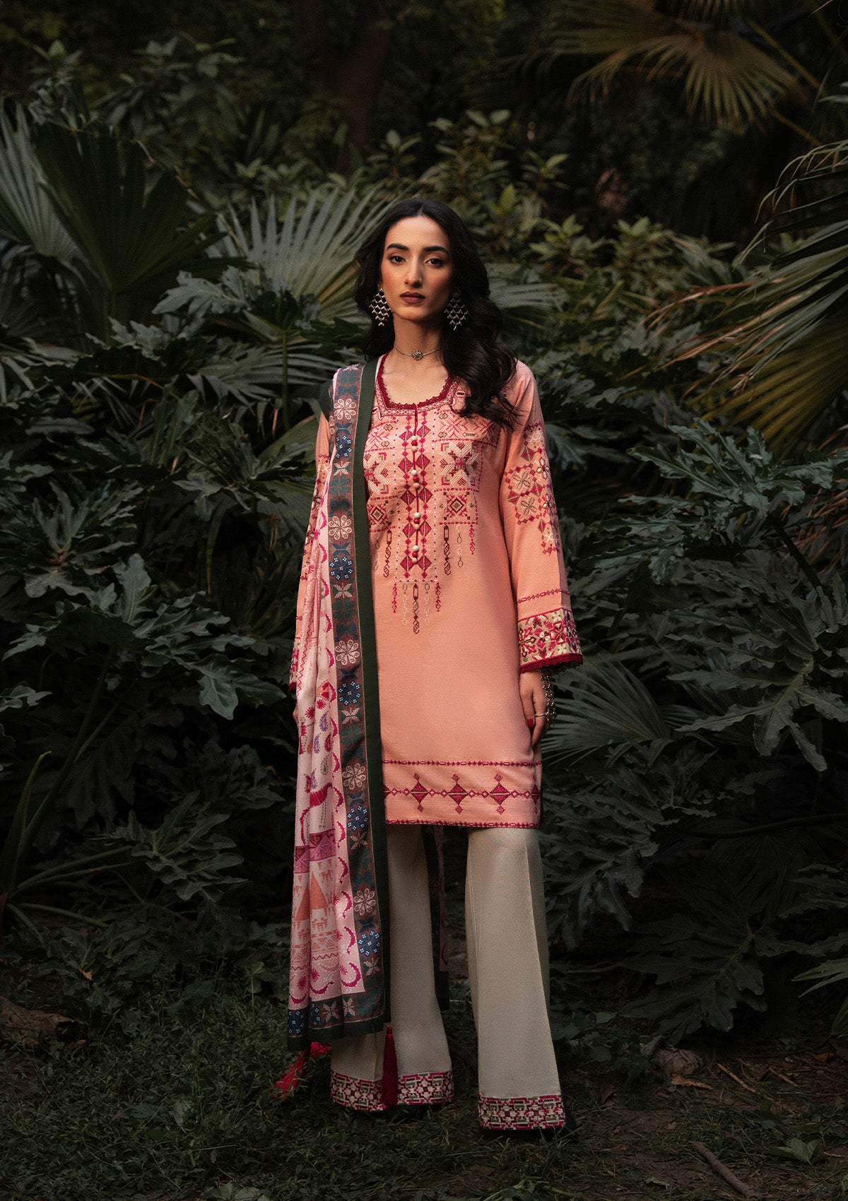 AIK ROZ '25 D1 - KARANDI - LOOK 07