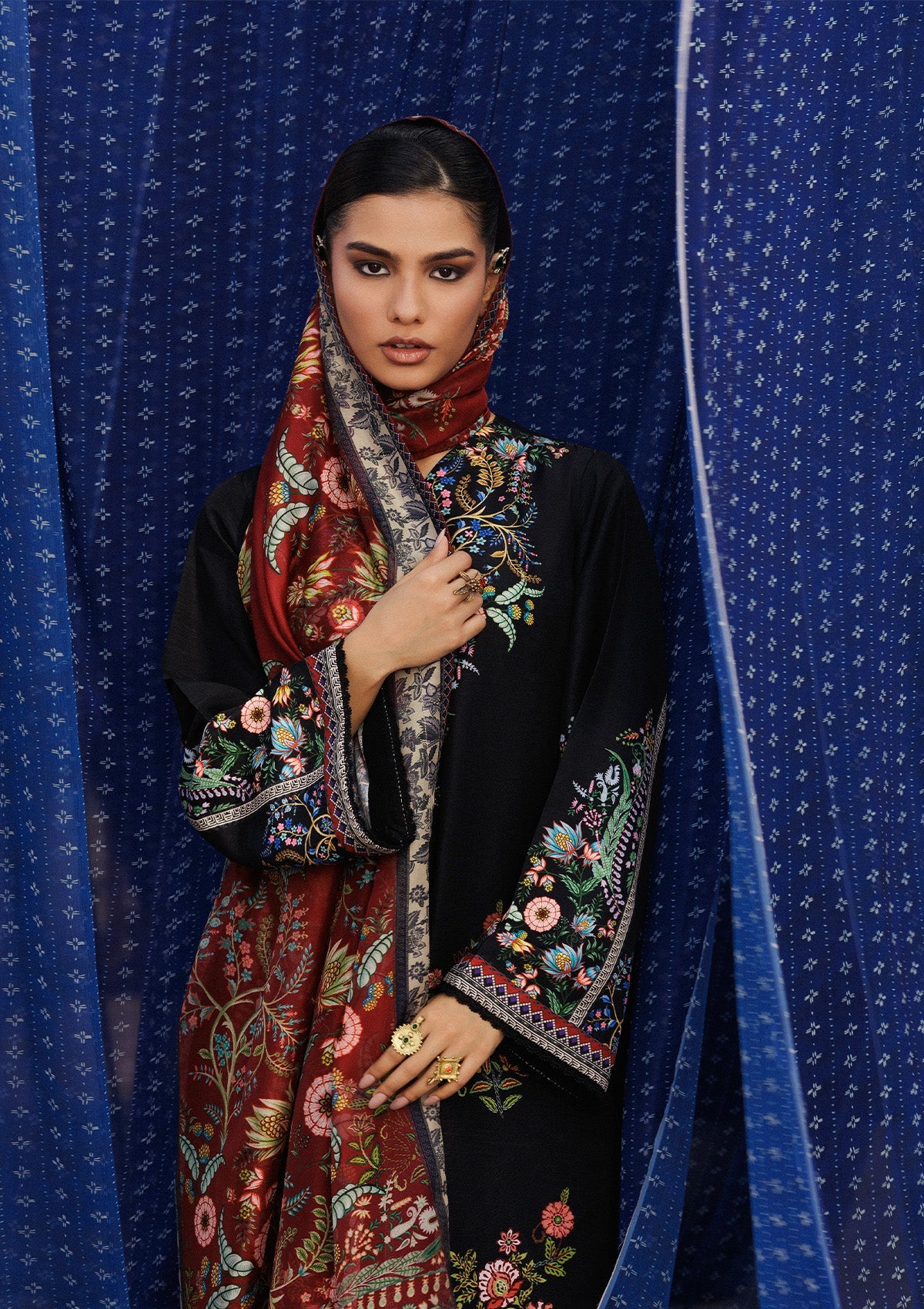 AIK ROZ '25 D2 - KHADDAR - LOOK 01