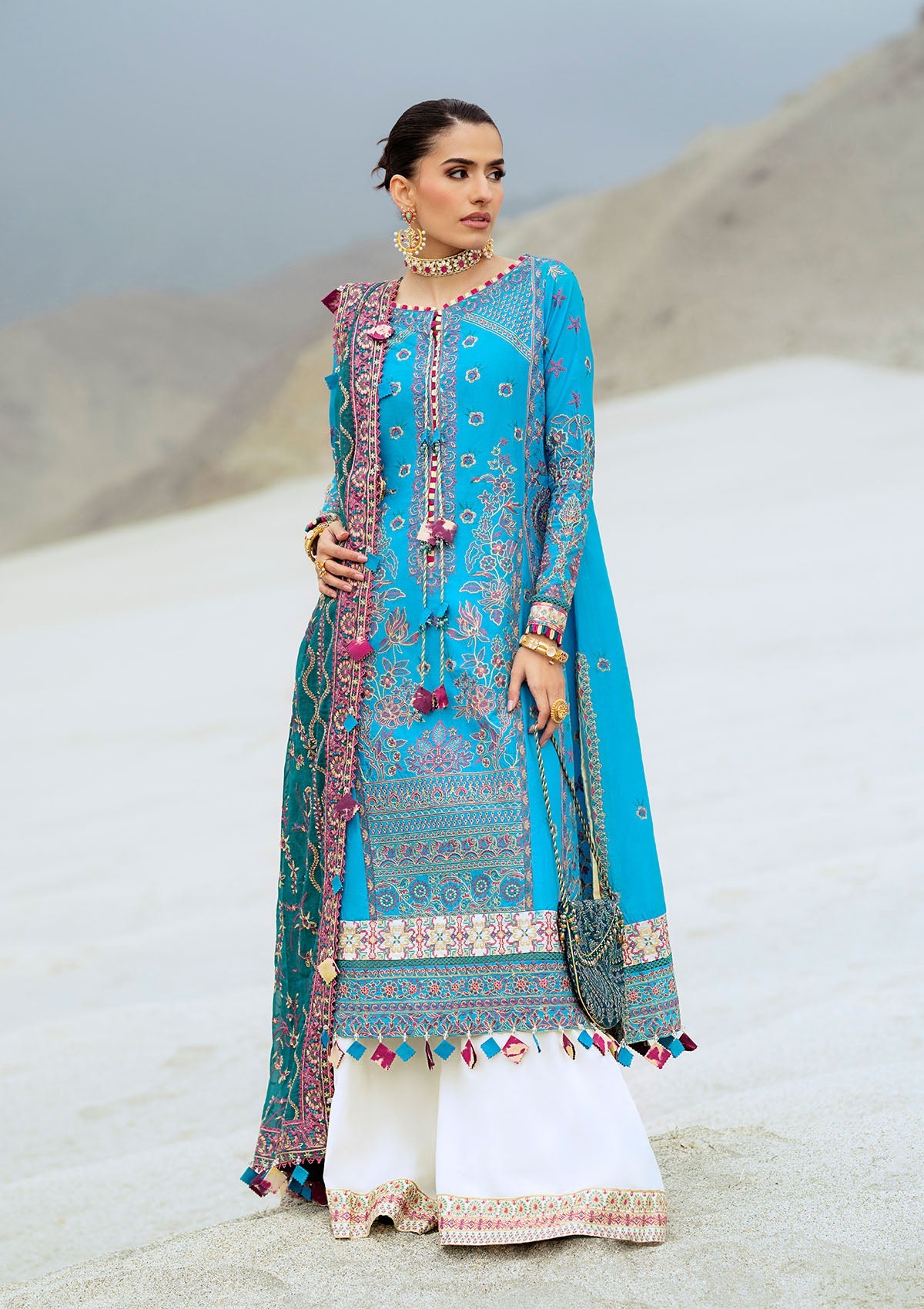 LAWN '25 VOL. 1 - LOOK 05