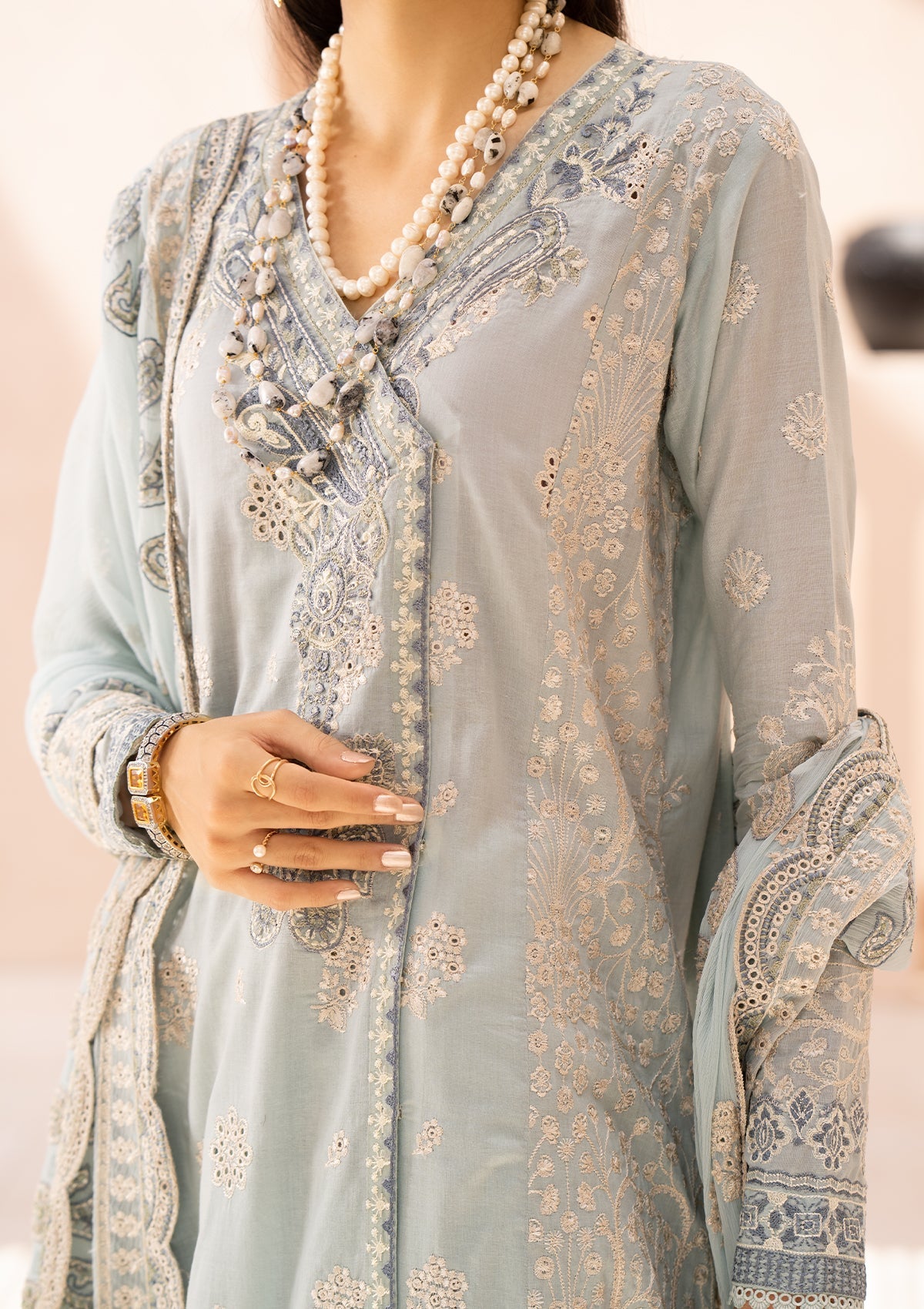 aik-atelier-lawn-eid-edit-vol-3-look-04-B-1