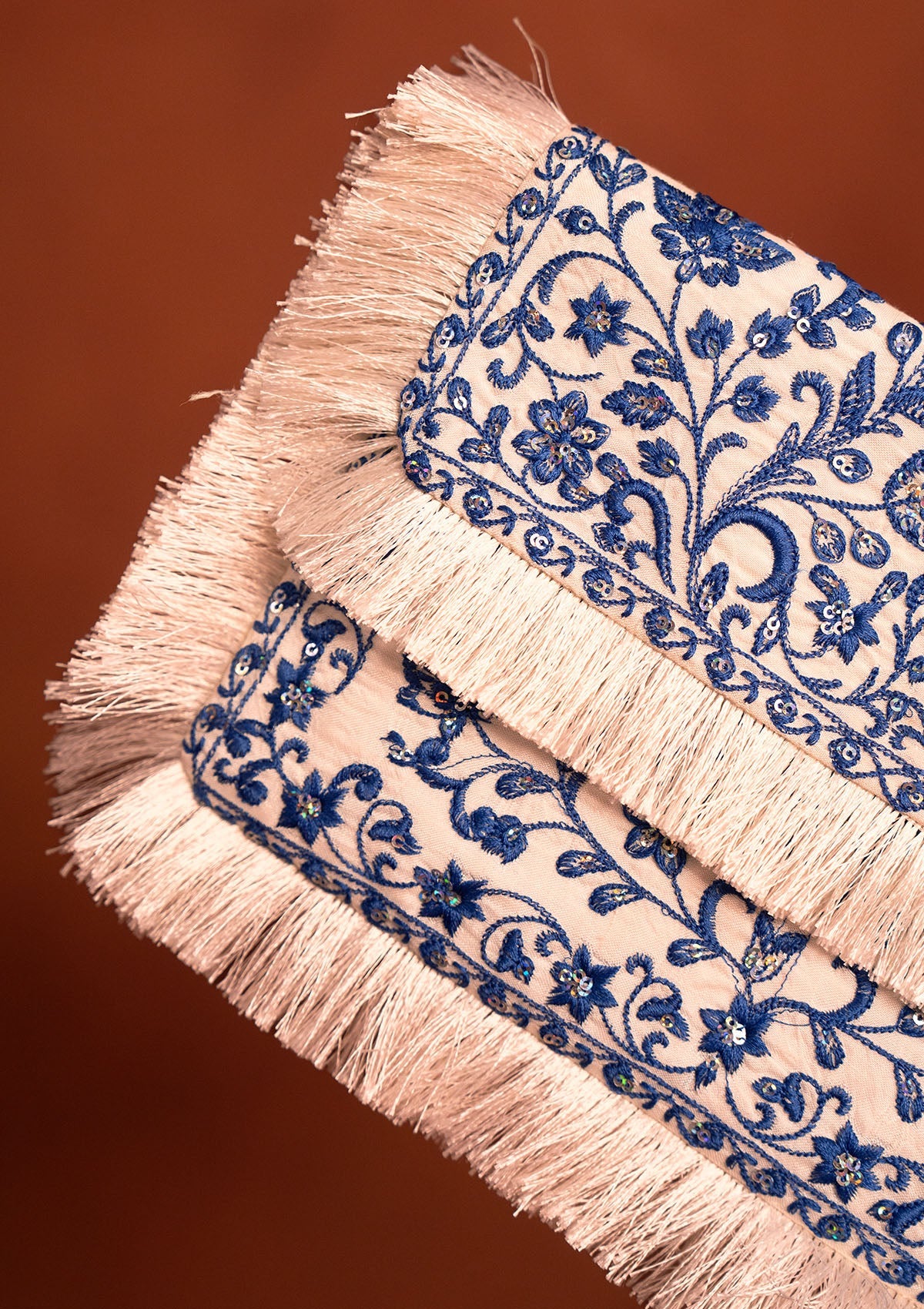 MISS AIK - RTW '25 D2 - IVORY EMBROIDERED ENVELOP BAG