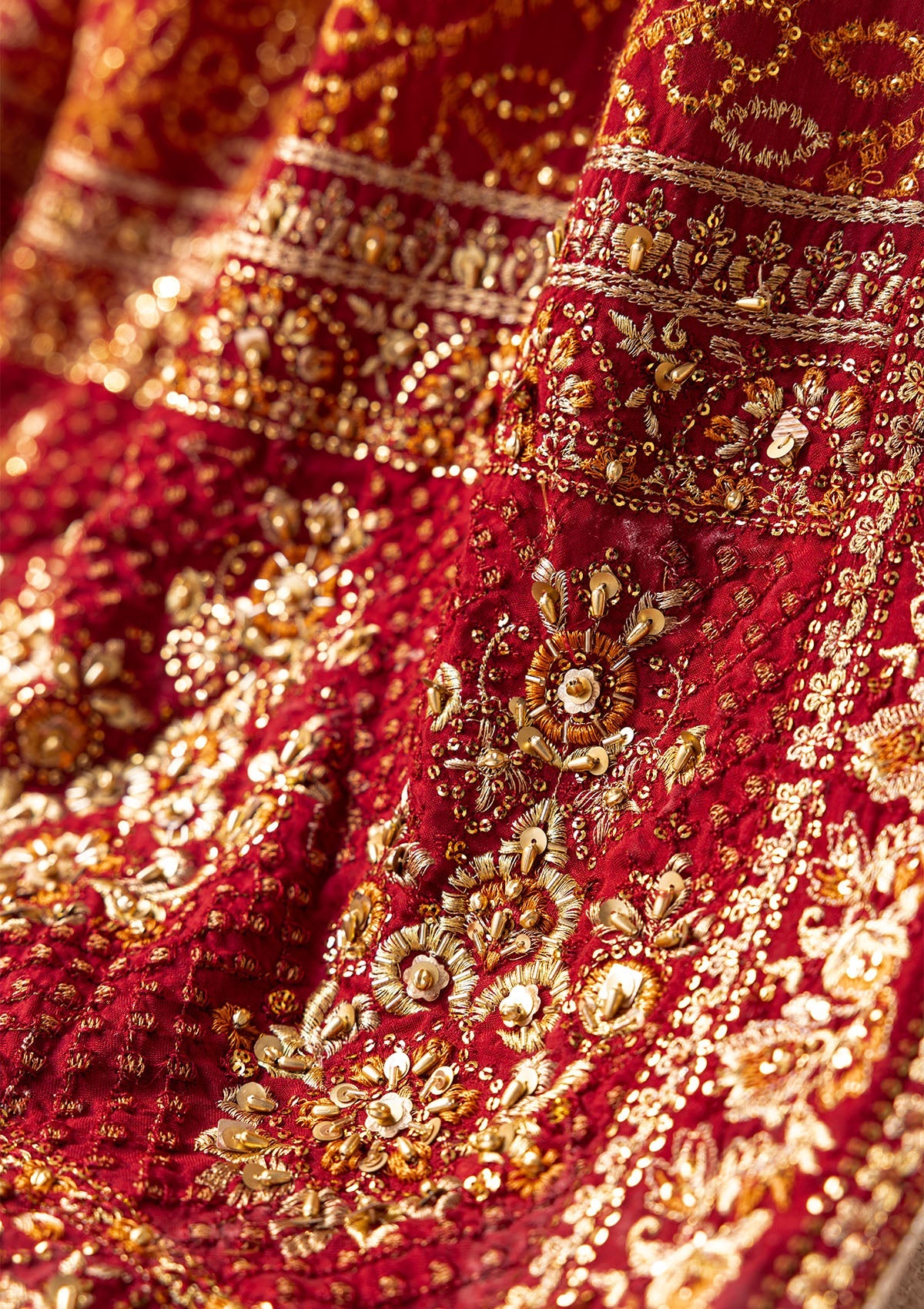 WEDDING FESTIVE '25 - VOL. 2 - RED MEDIUM SILK SHAWL