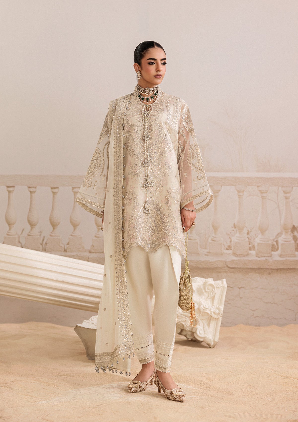 Aik Shaam - Look B2602