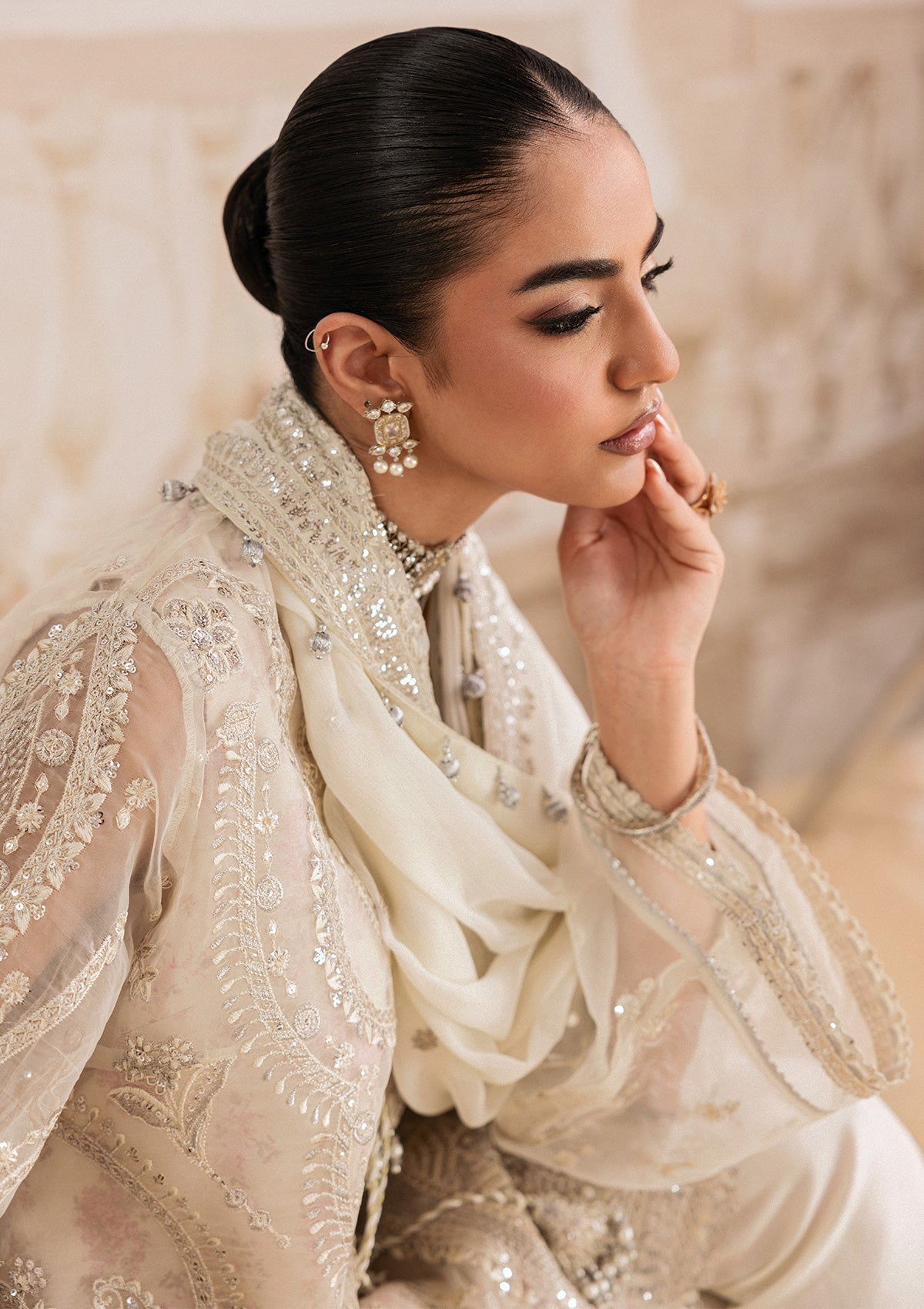 Aik Shaam - Look B2602